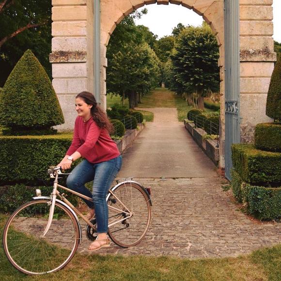 Meet your Posher, Audrey - Picture 1 of 1